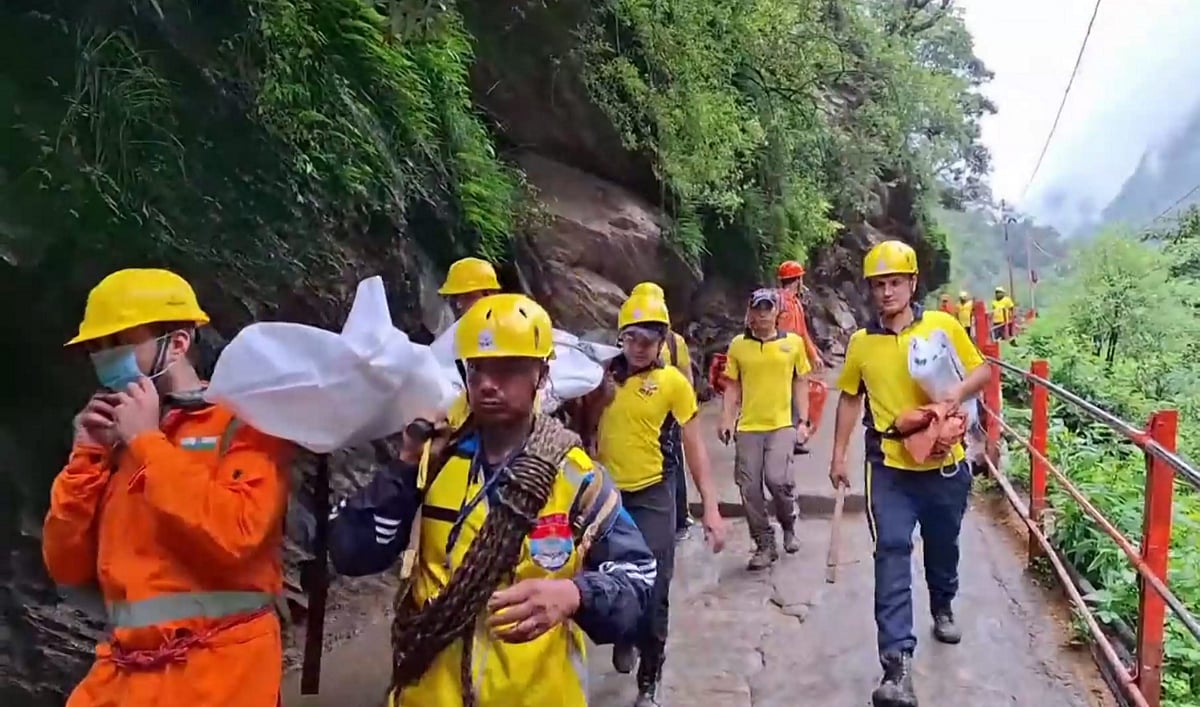 PTI :  3 killed after landslide in Kedarnath, Uttarakhand